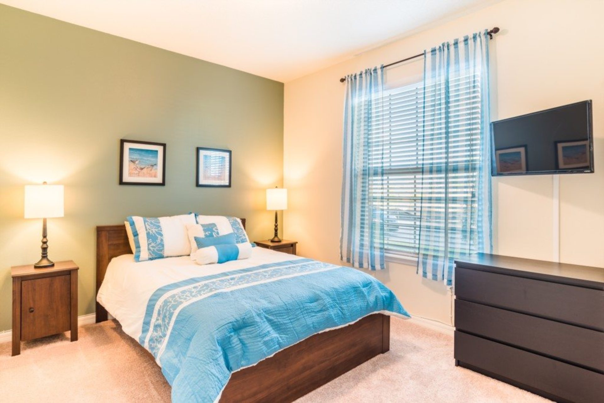 Endlich können Sie und Ihre Familie ein Luxushaus mit privatem Pool in Windsor im Westside Resort mieten, Townhome Orlando 1843