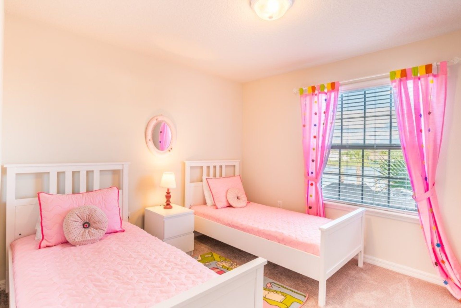 Endlich können Sie und Ihre Familie ein Luxushaus mit privatem Pool in Windsor im Westside Resort mieten, Townhome Orlando 1843