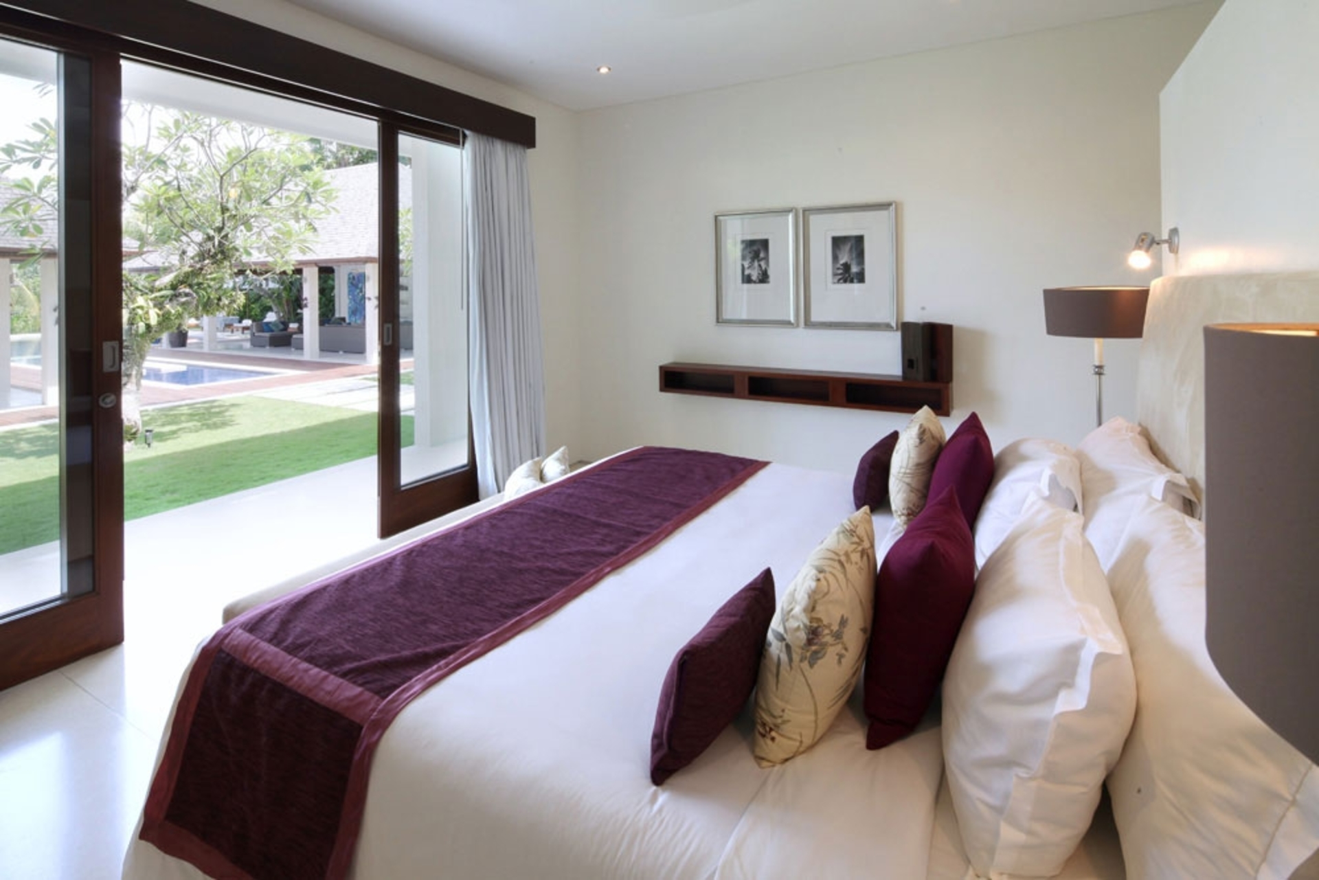 Entfliehen Sie in Ihre Traumvilla in Canggus exklusiver Oasis 1000