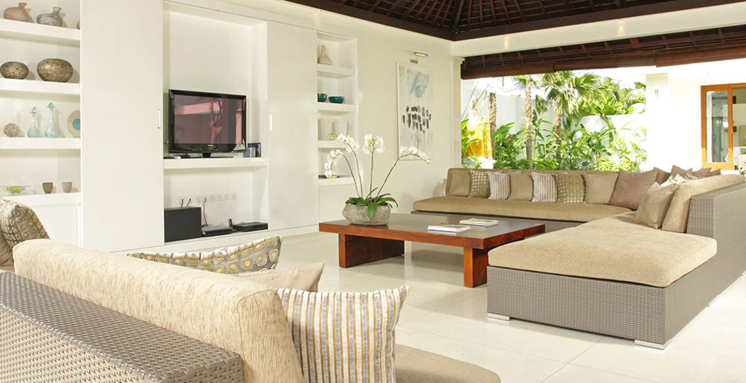 Entfliehen Sie in Ihre Traumvilla in Canggus exklusiver Oasis 1000