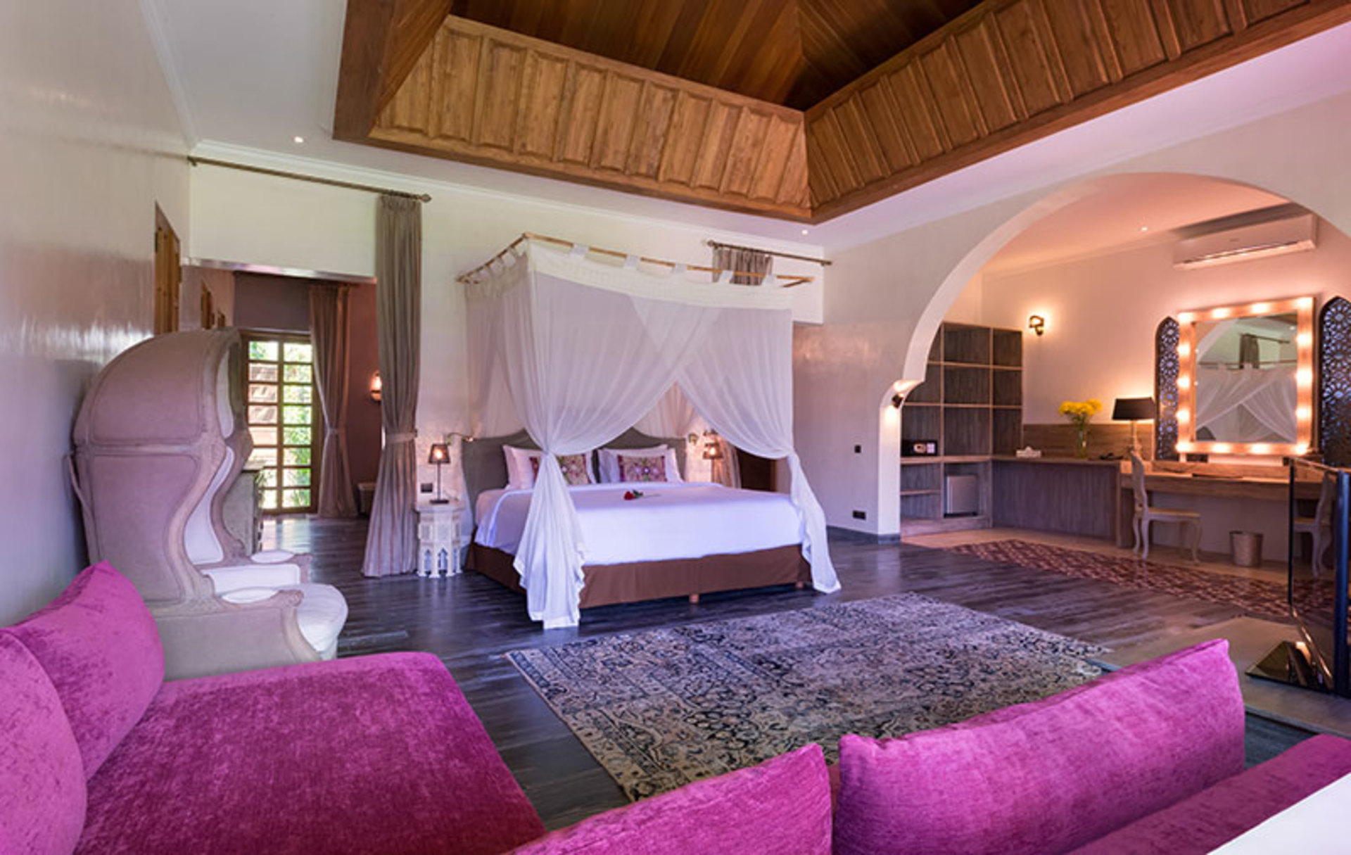 5-Sterne-Villa auf Bali, nur wenige Minuten vom Strand entfernt, Bali Villa 1004