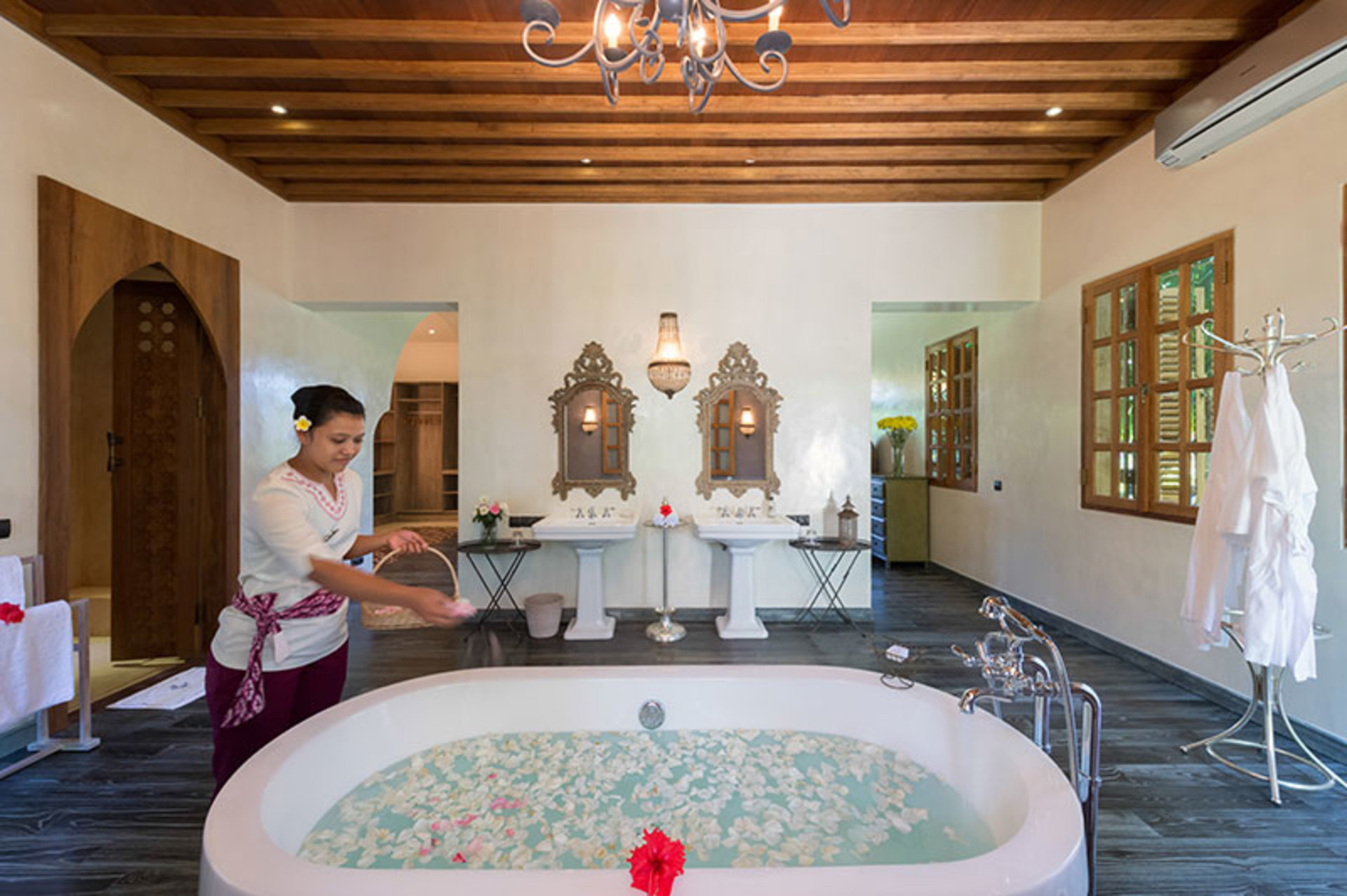 5-Sterne-Villa auf Bali, nur wenige Minuten vom Strand entfernt, Bali Villa 1004