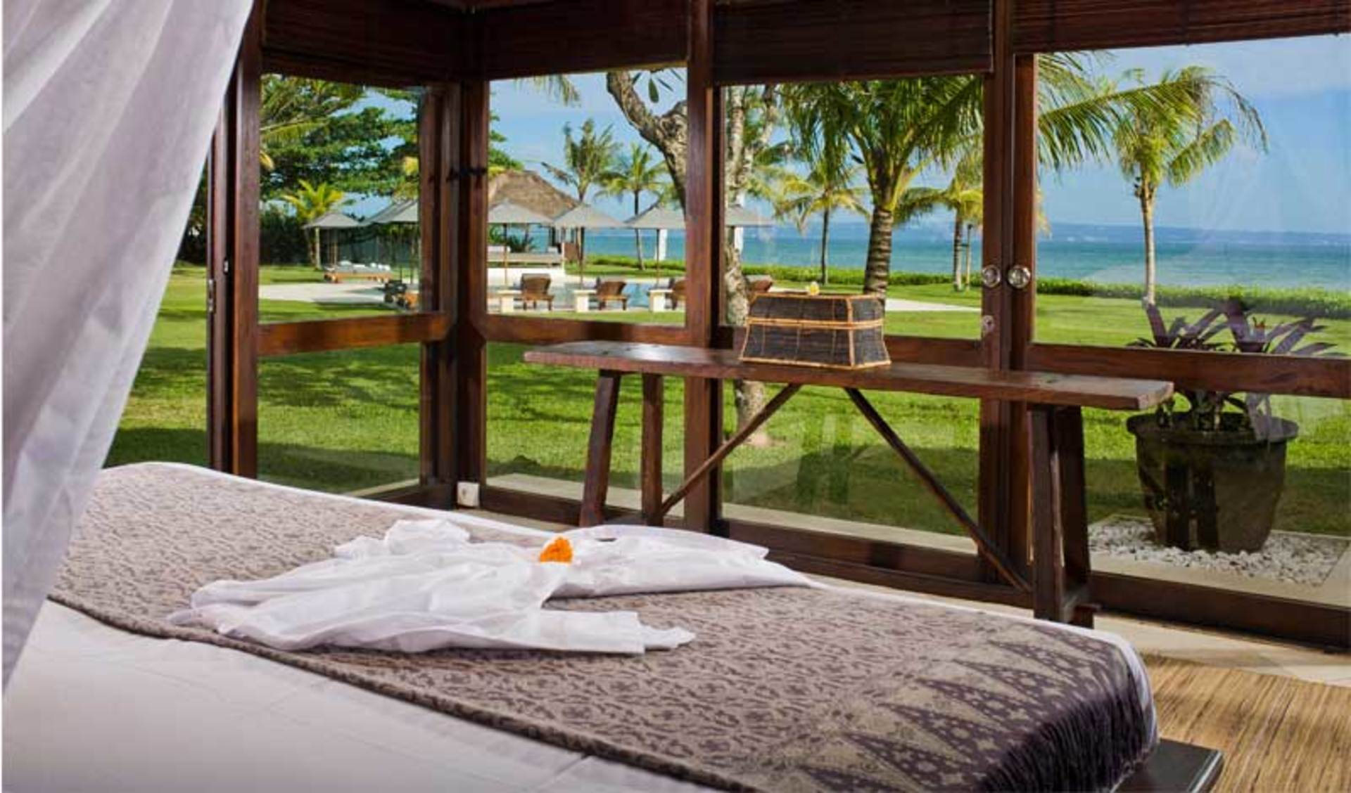 Bali Villa 1014 – 5-Sterne-Strandvilla