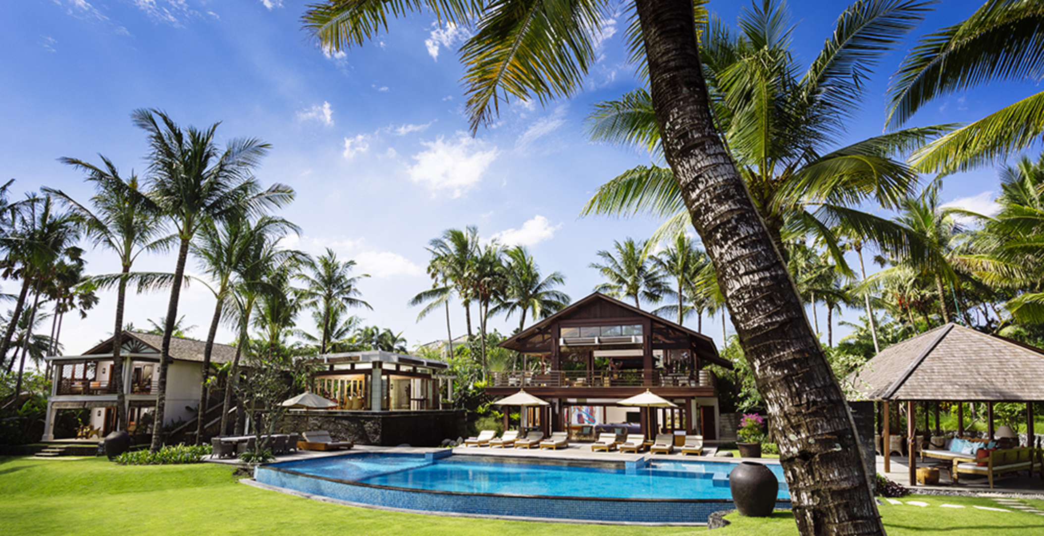 Abgeschiedener 5-Sterne-Luxus am Meer – Bali Villa 1018