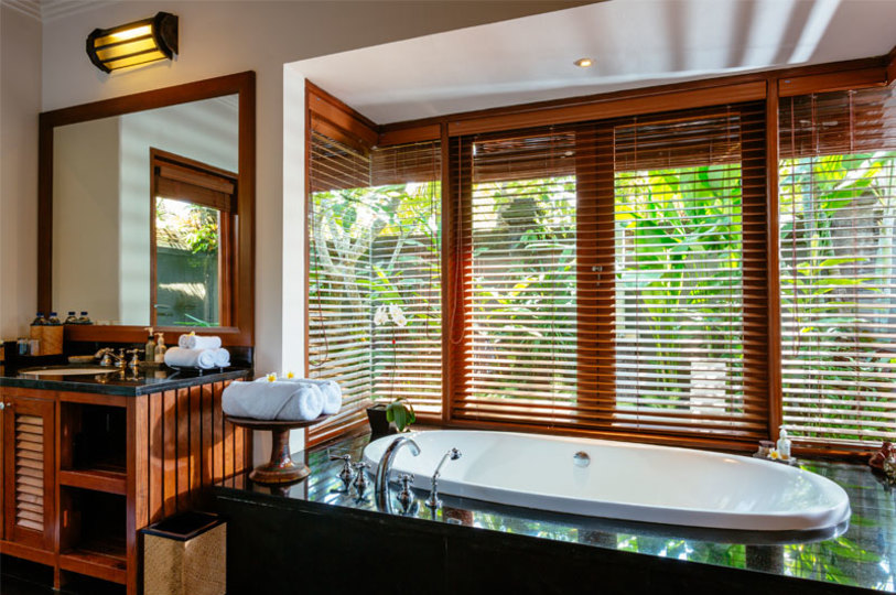 Abgeschiedener 5-Sterne-Luxus am Meer – Bali Villa 1018