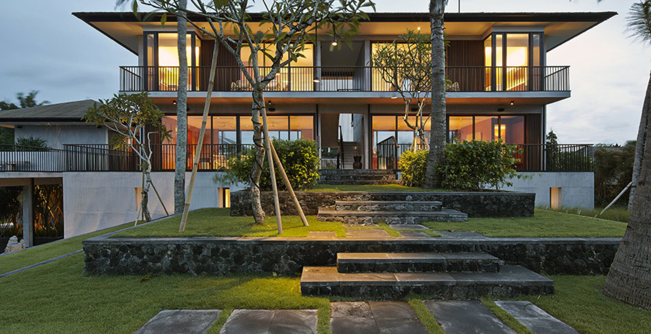 Luxus-Refugium am Meer – Bali Villa 1021