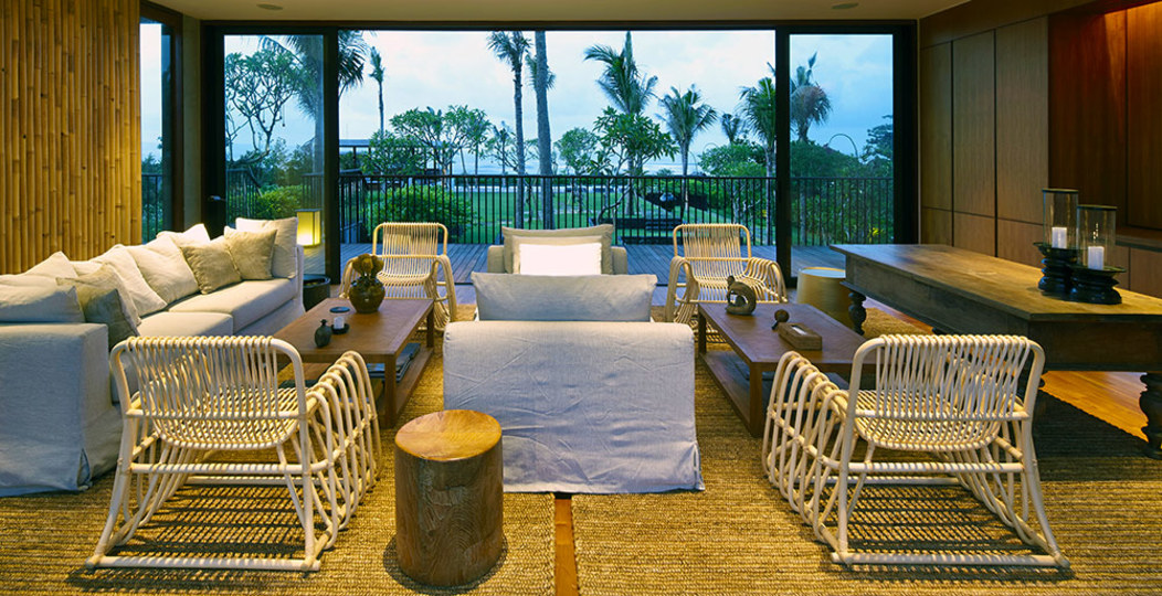 Luxus-Refugium am Meer – Bali Villa 1021
