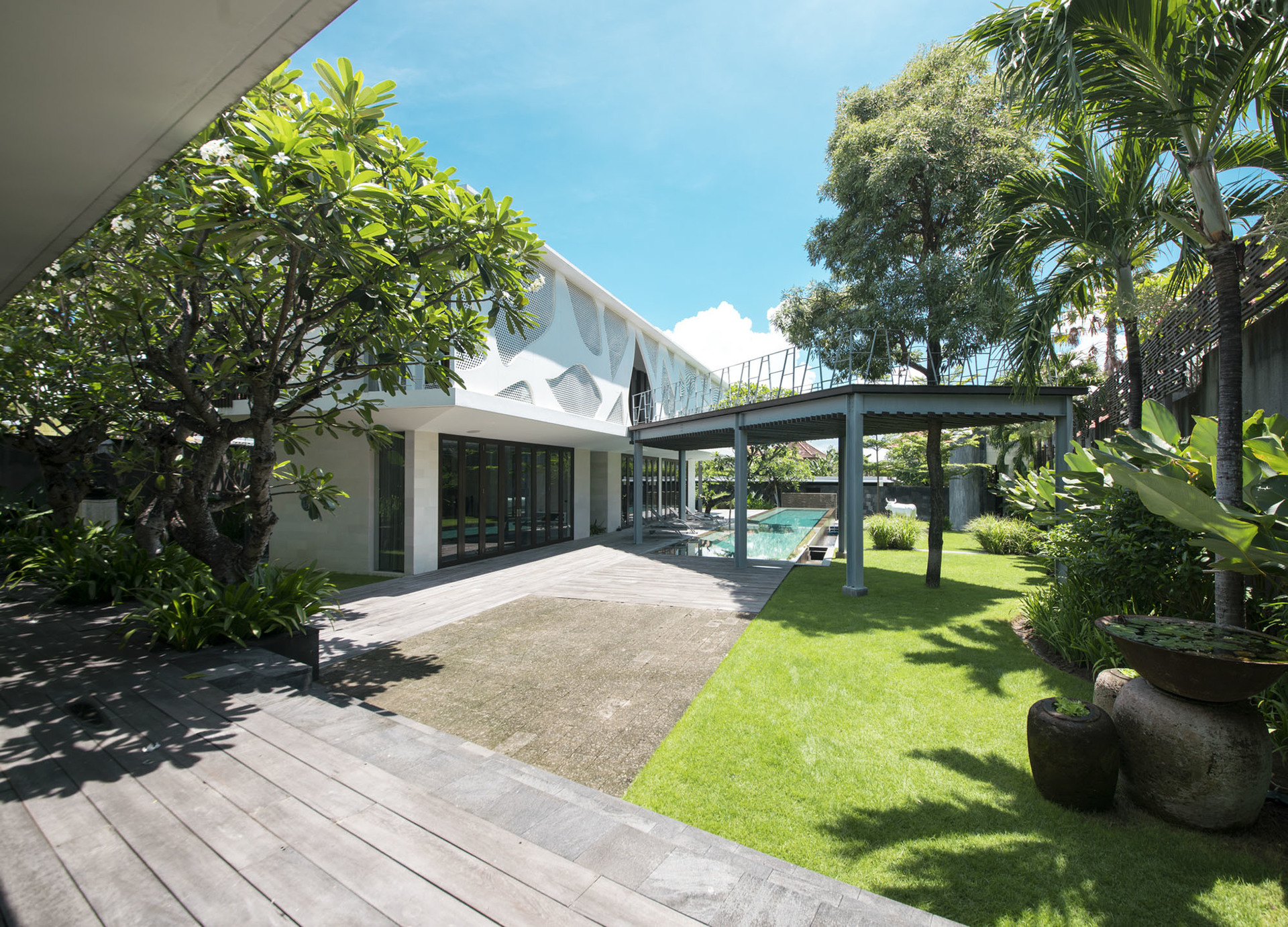 Zufluchtsort aus Grün und Glamour – Bali Villa 1024
