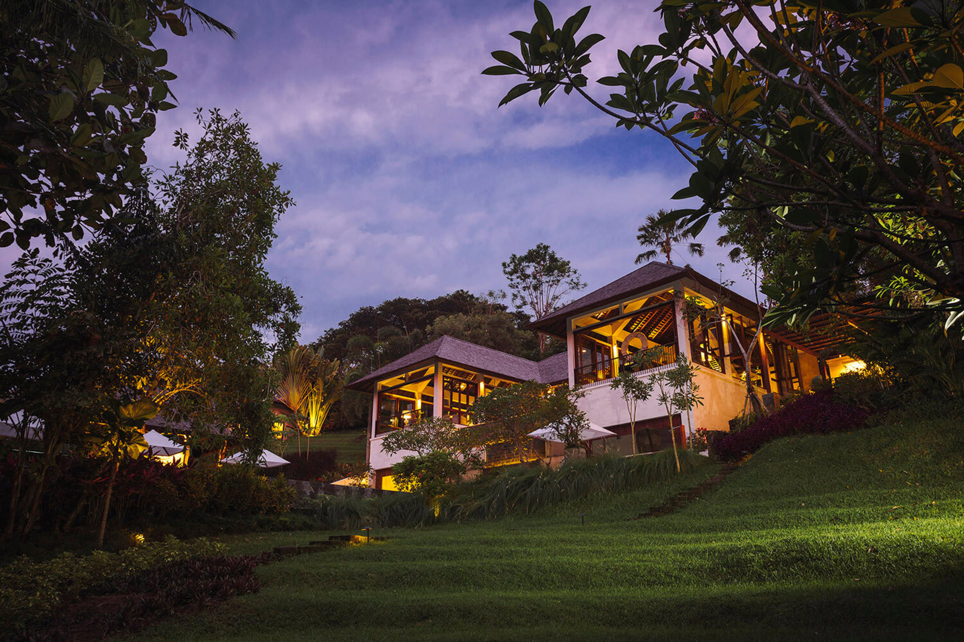 5-Sterne-Villa auf Bali, nur wenige Minuten vom Strand entfernt, Bali Villa 1026