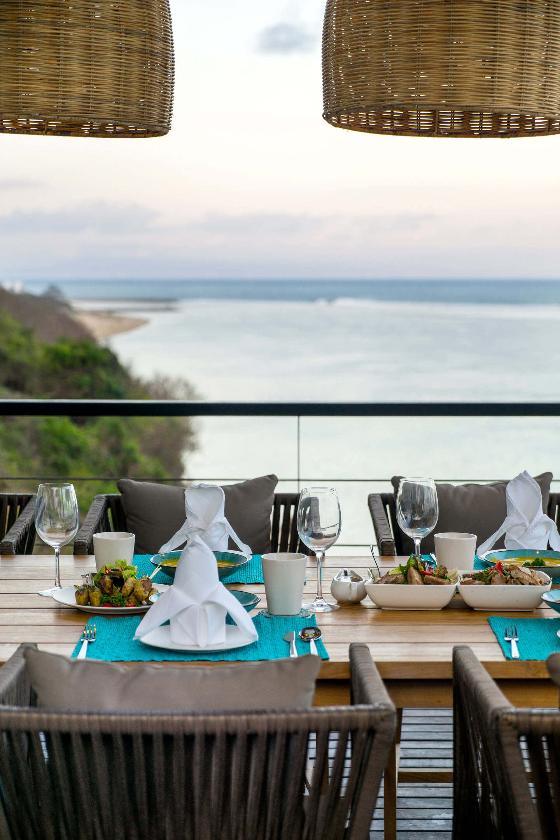 Ultimatives 5-Sterne-Refugium mit Meerblick – Bali Villa 1027