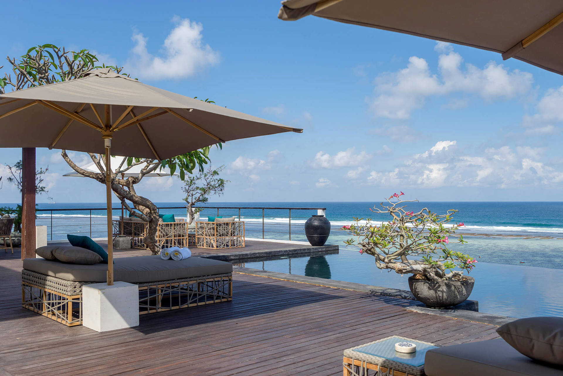 Ultimatives 5-Sterne-Refugium mit Meerblick – Bali Villa 1027