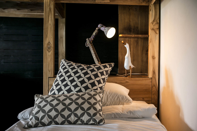 Luxus-Villa-Auszeit mit außergewöhnlichem Personal – 1028
