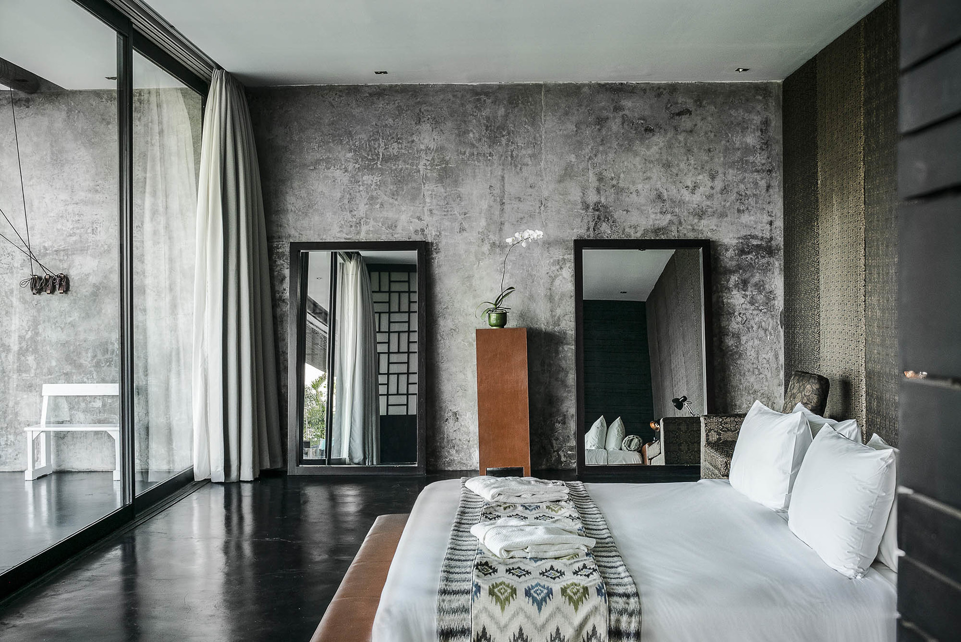 Luxus-Villa-Auszeit mit außergewöhnlichem Personal – 1028