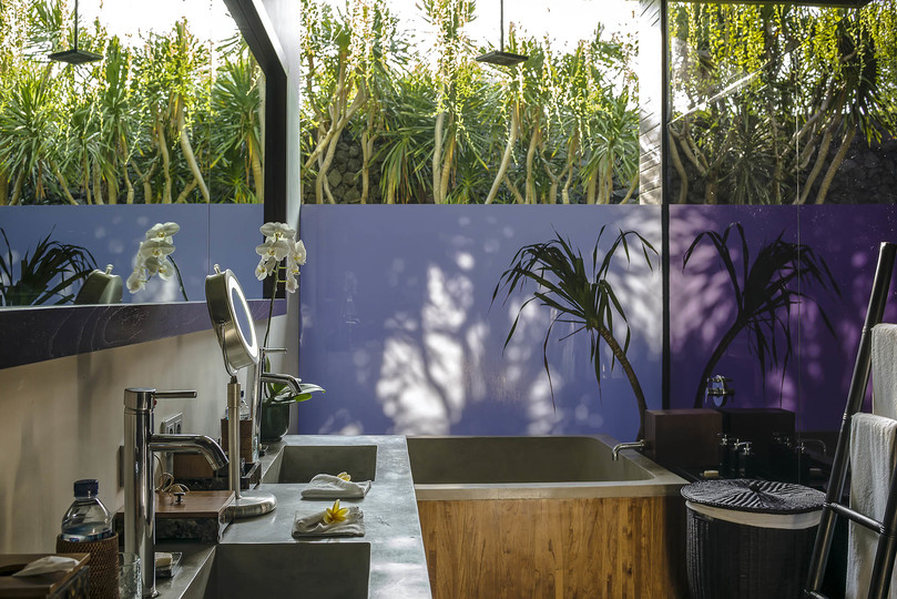Luxus-Villa-Auszeit mit außergewöhnlichem Personal – 1028
