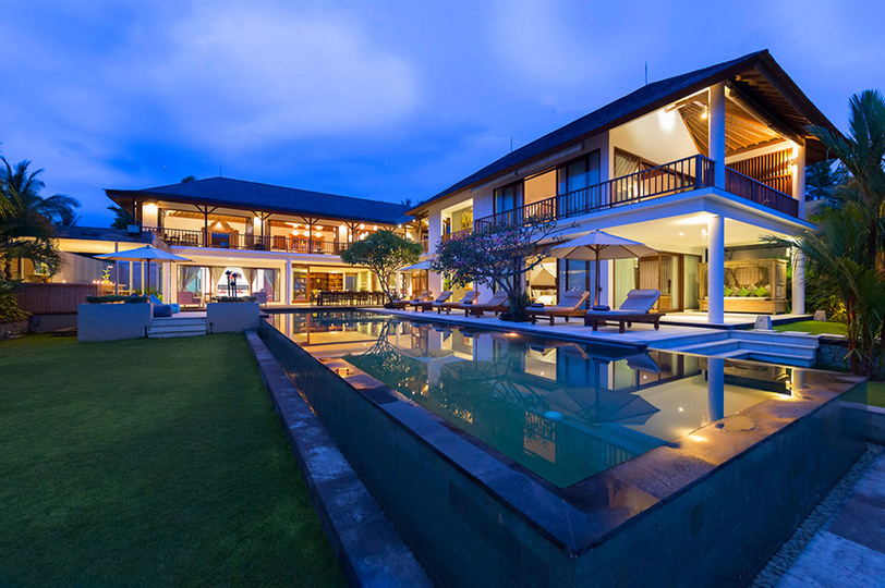 Malerischer Rückzugsort auf einem Hügel mit privatem Pool – Bali Villa 1030
