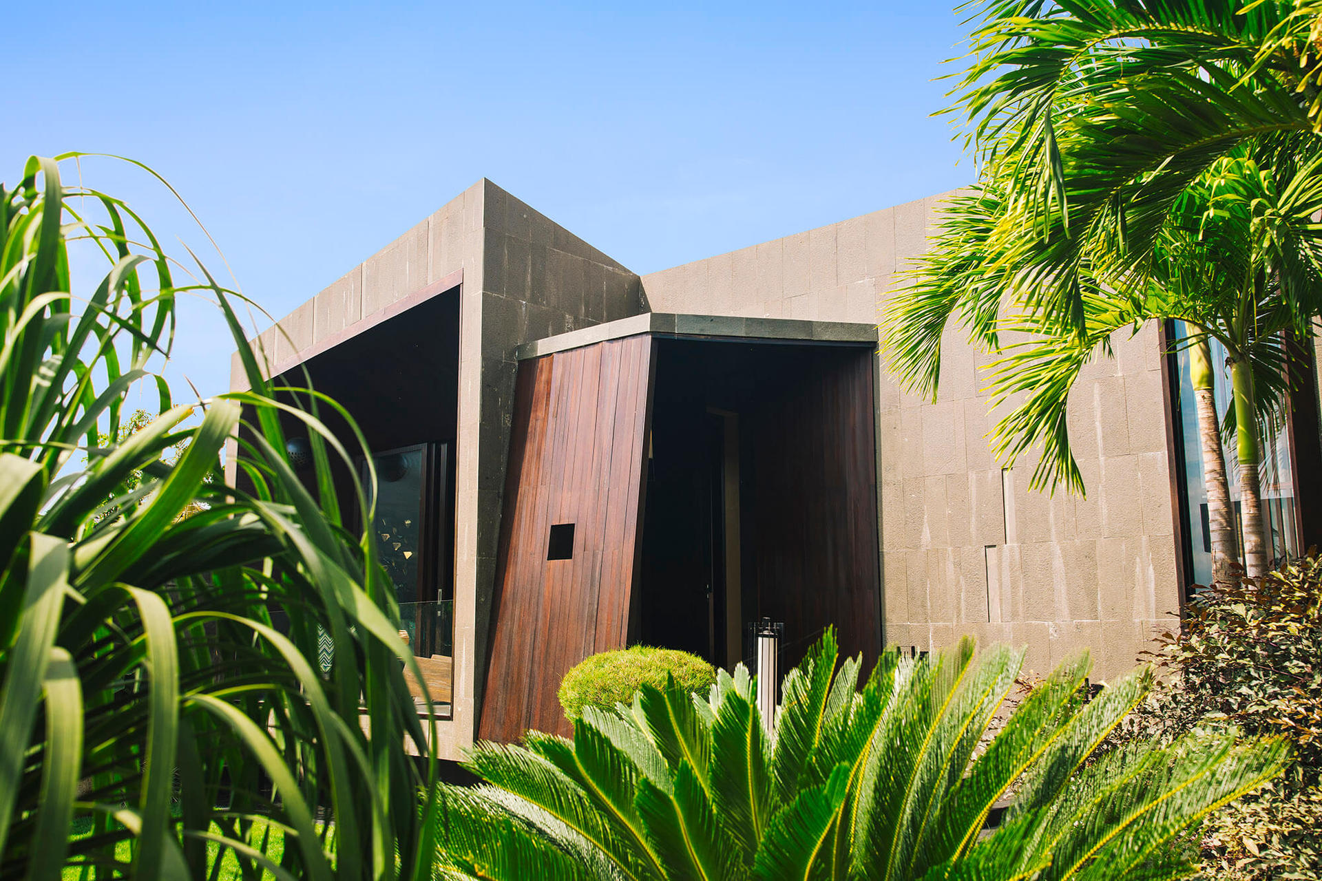 Moderne Oase am Meer – Bali Villa 1032