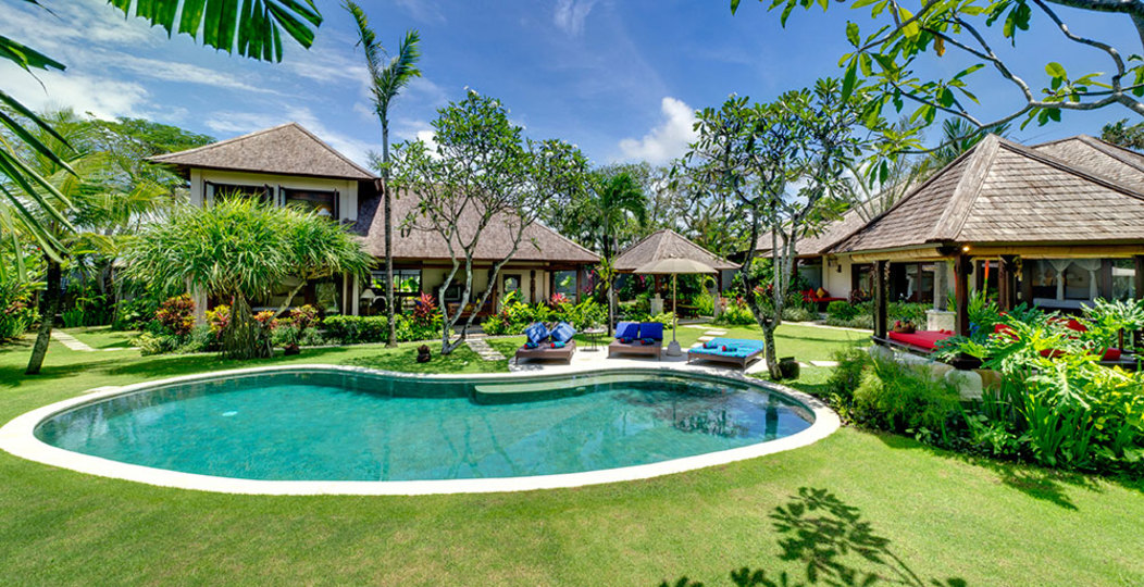 Tropischer Luxus nur wenige Schritte vom Sand entfernt – Bali Villa 1034