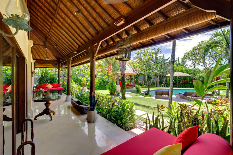 Tropischer Luxus nur wenige Schritte vom Sand entfernt – Bali Villa 1034