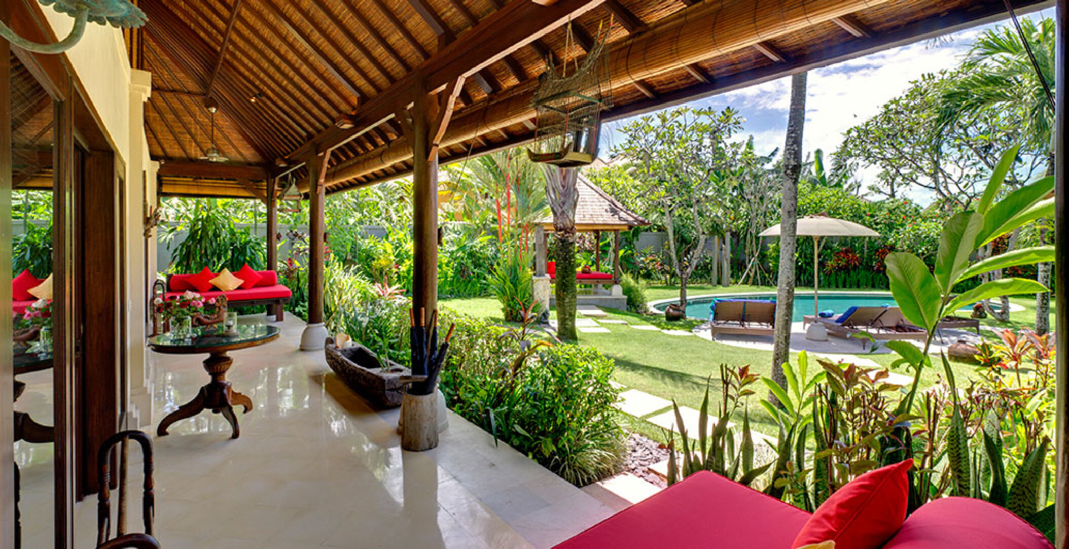 Tropischer Luxus nur wenige Schritte vom Sand entfernt – Bali Villa 1034