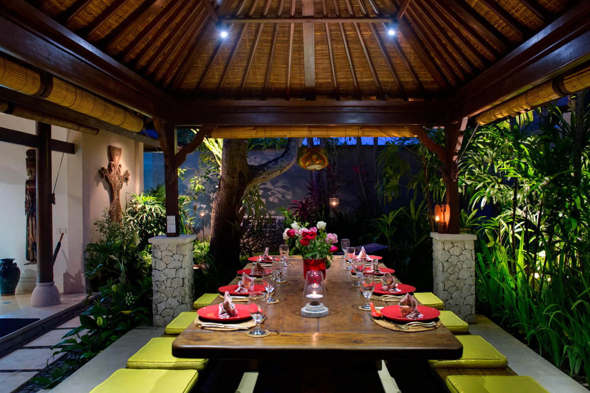 Tropischer Luxus nur wenige Schritte vom Sand entfernt – Bali Villa 1034