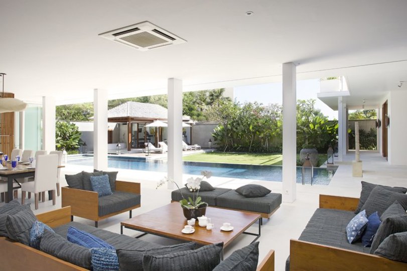 Wo Luxus auf Strand trifft – Bali Villa 1036