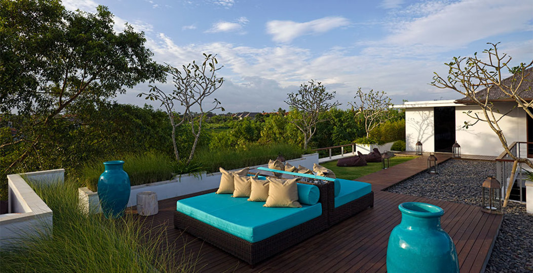 Wo Luxus auf Strand trifft – Bali Villa 1036
