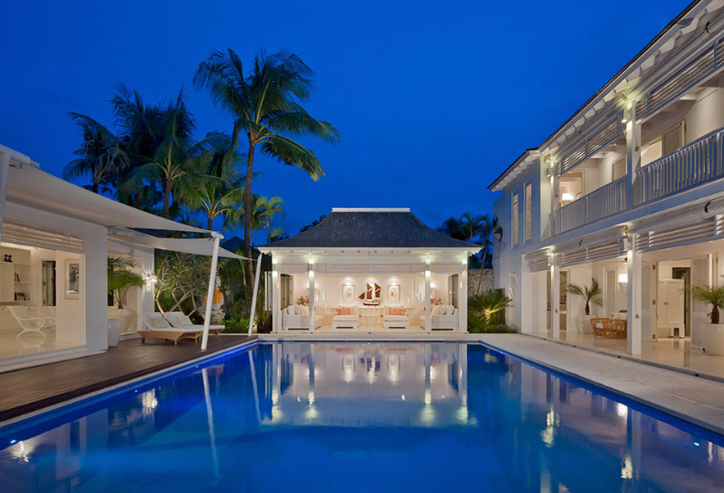 Mieten Sie eine Luxusvilla auf Bali in Strandnähe, Bali Villa 1037