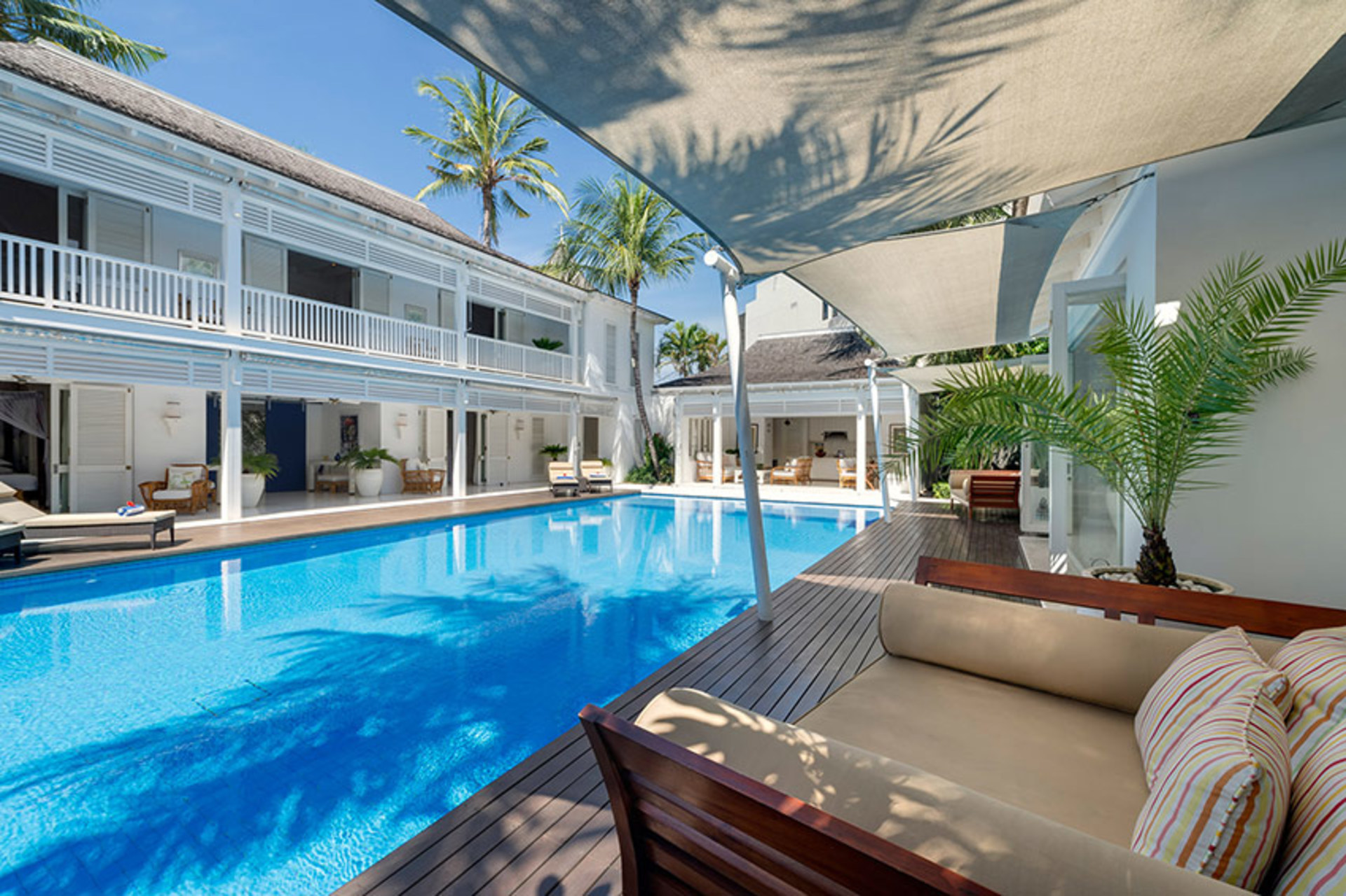 Mieten Sie eine Luxusvilla auf Bali in Strandnähe, Bali Villa 1037