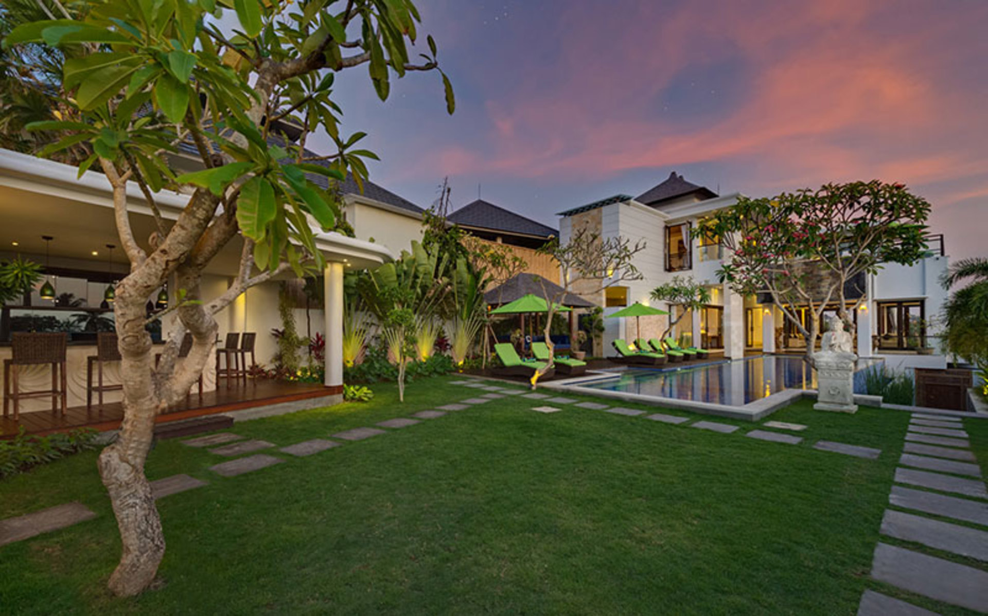 Luxuriöser Rückzugsort mit Meerblick in Canggu – Bali Villa 1038