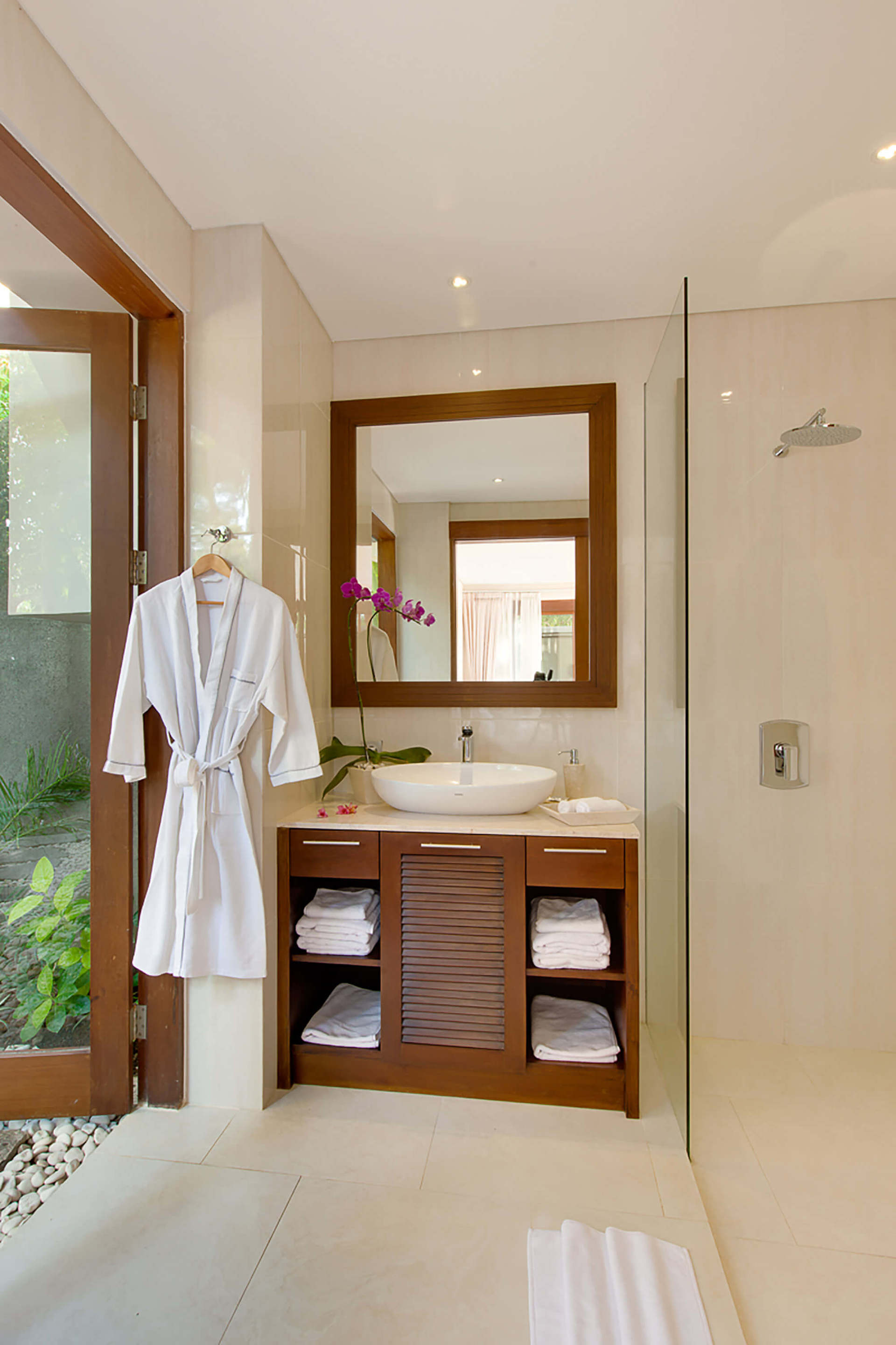 Wunderschöne Villa am Meer mit privatem Pool – Bali Villa 1041