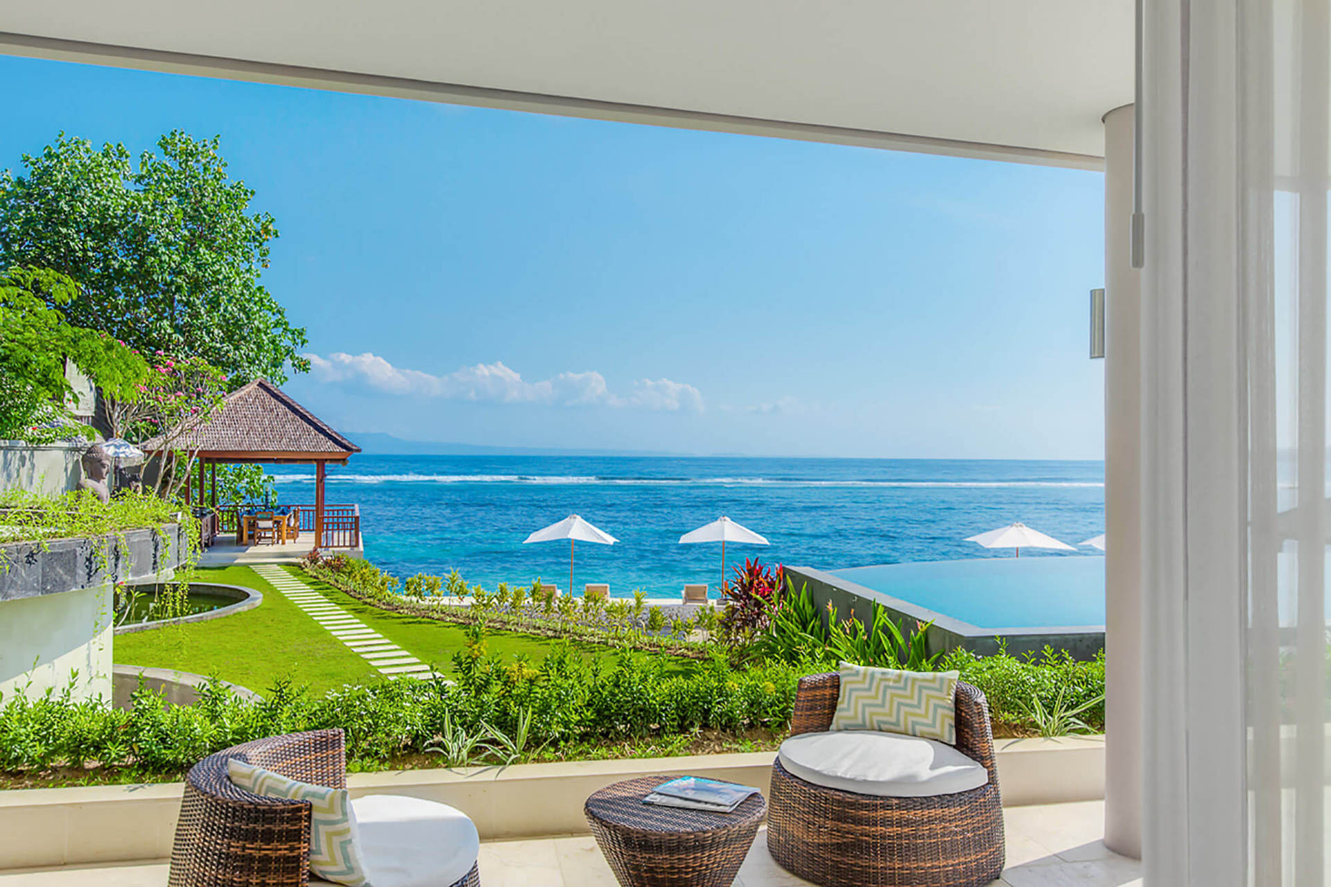 Wunderschöne Villa am Meer mit privatem Pool – Bali Villa 1041
