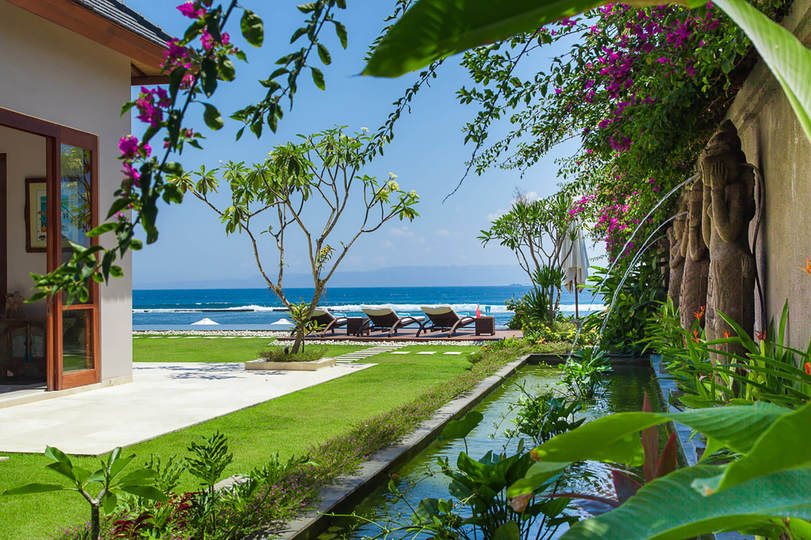 Wunderschöne Villa am Meer mit privatem Pool – Bali Villa 1041