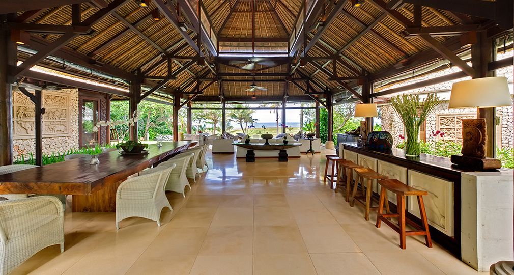Elegantes Strandrefugium mit Pool – Bali Villa 1046
