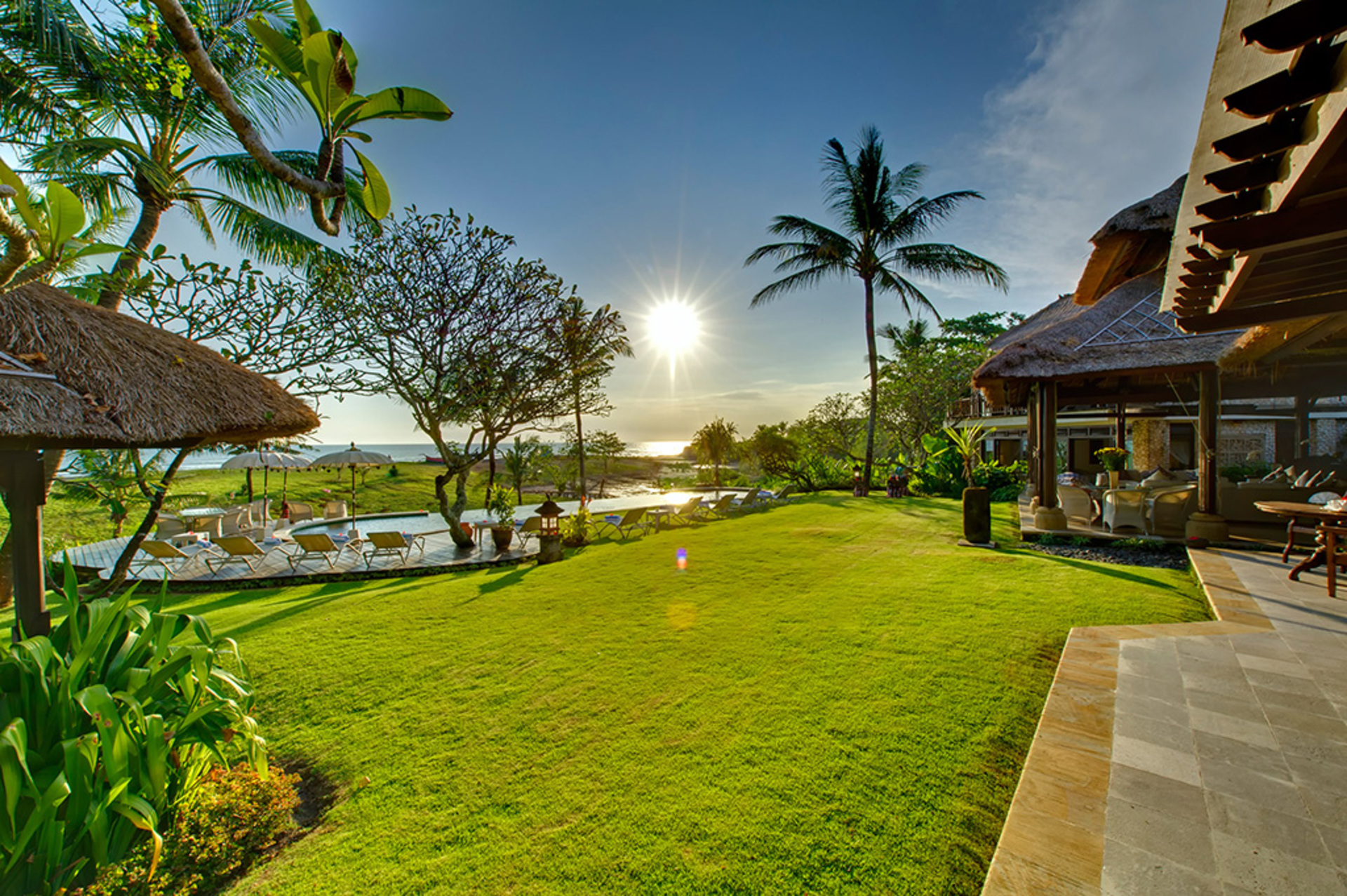 Elegantes Strandrefugium mit Pool – Bali Villa 1046