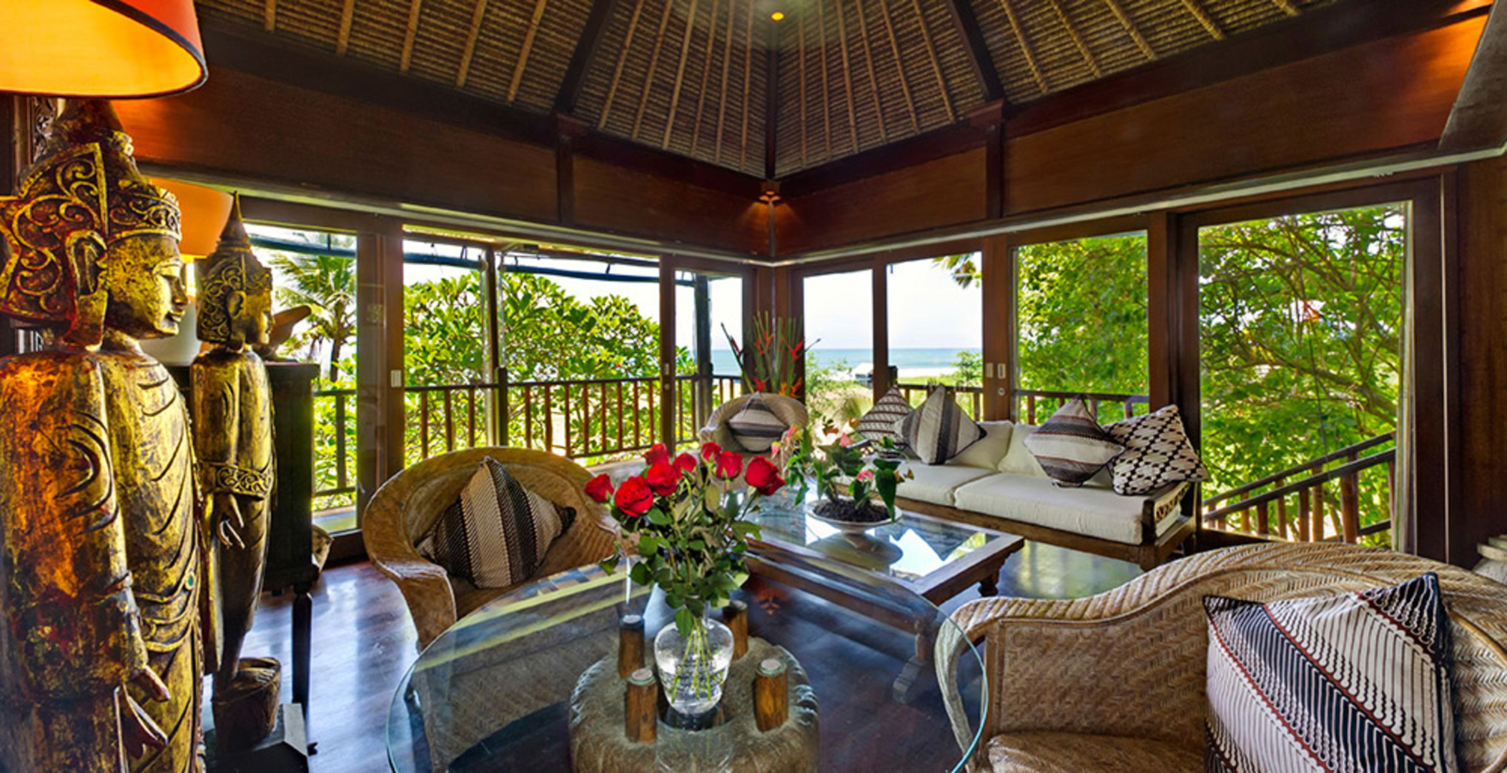 Elegantes Strandrefugium mit Pool – Bali Villa 1046
