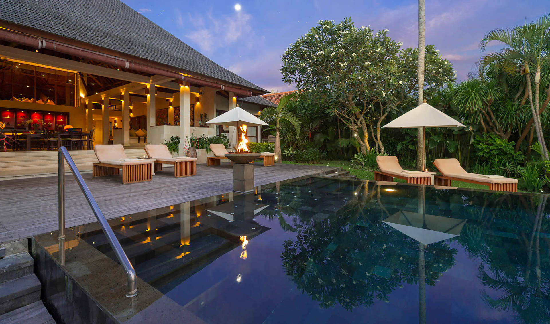 Eleganz bei jedem Sonnenuntergang – Bali Villa 1047