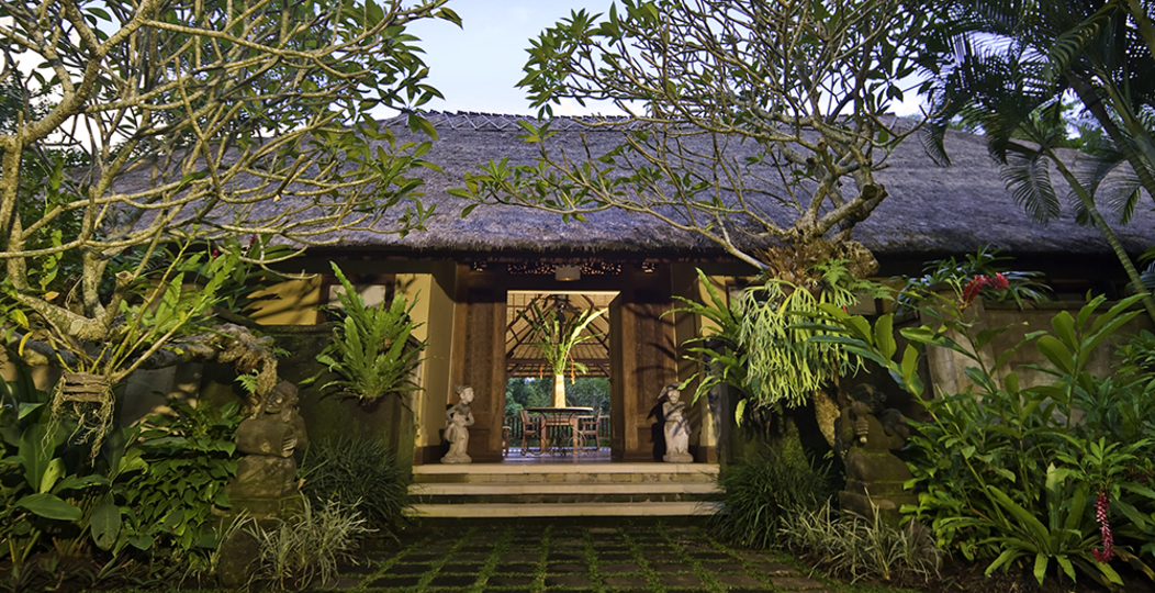 Luxuriöses Refugium am Hang mit privatem Pool – Bali Villa 1049