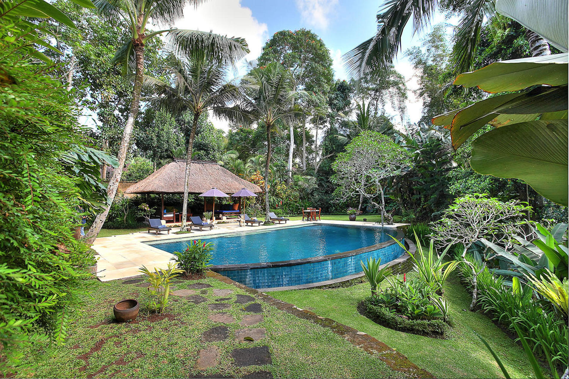 Luxuriöses Refugium am Hang mit privatem Pool – Bali Villa 1049