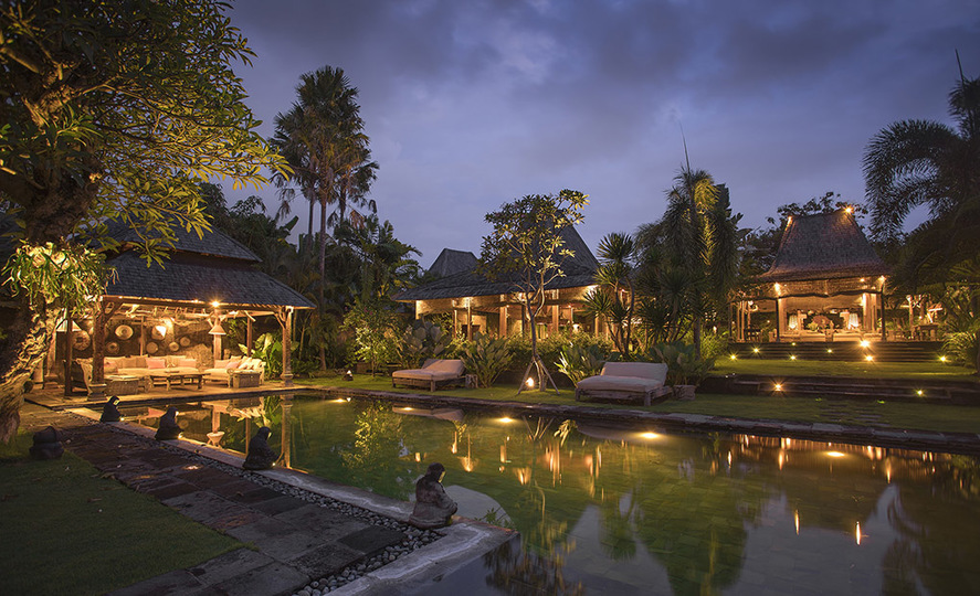 Luxus am Meer mit kulturellem Charme – Bali Villa 1054