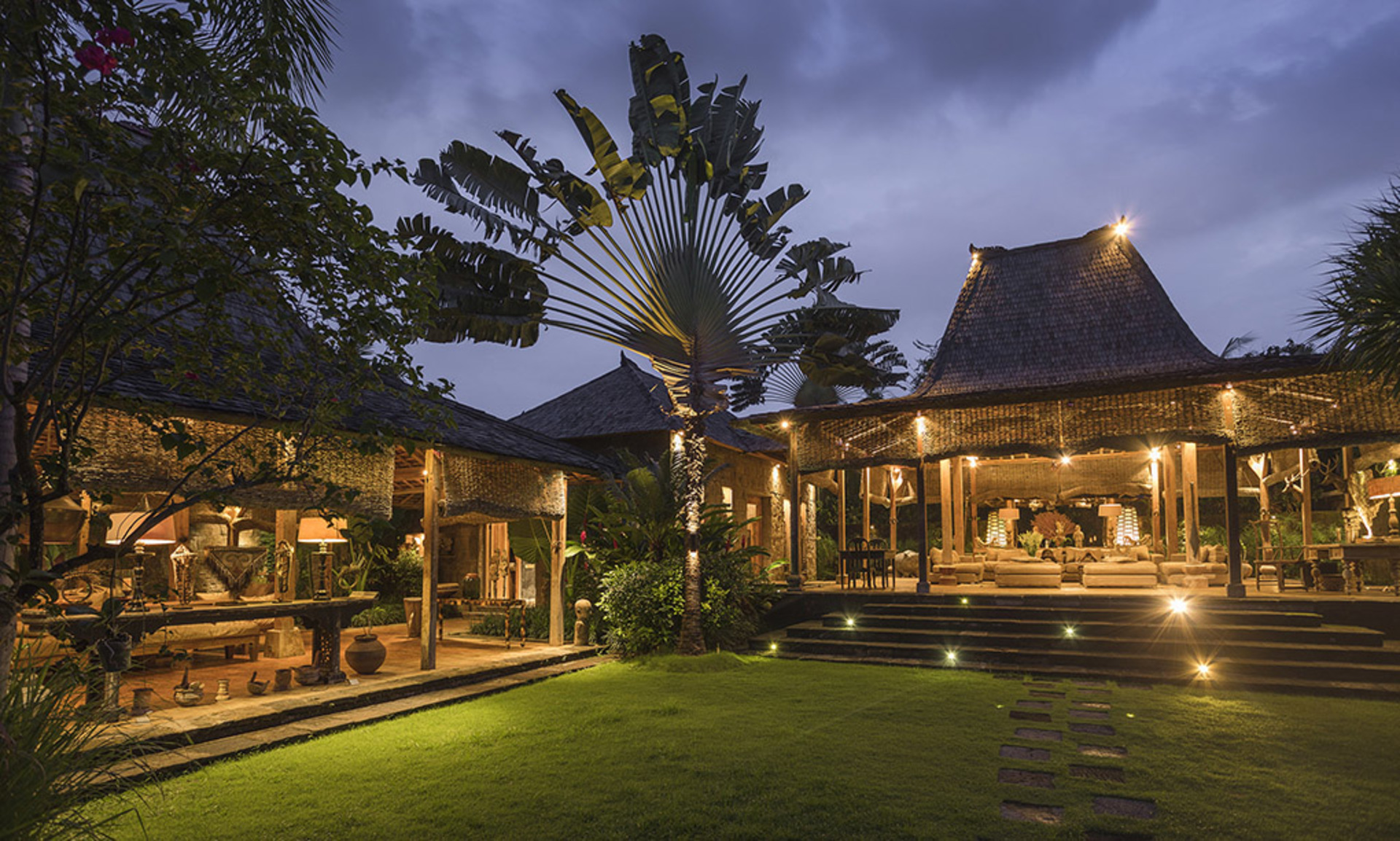 Luxus am Meer mit kulturellem Charme – Bali Villa 1054