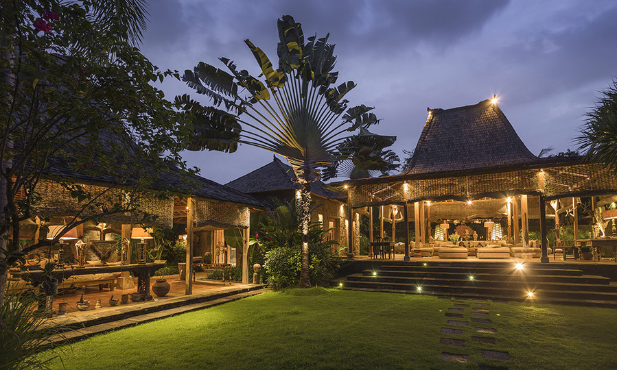 Luxus am Meer mit kulturellem Charme – Bali Villa 1054