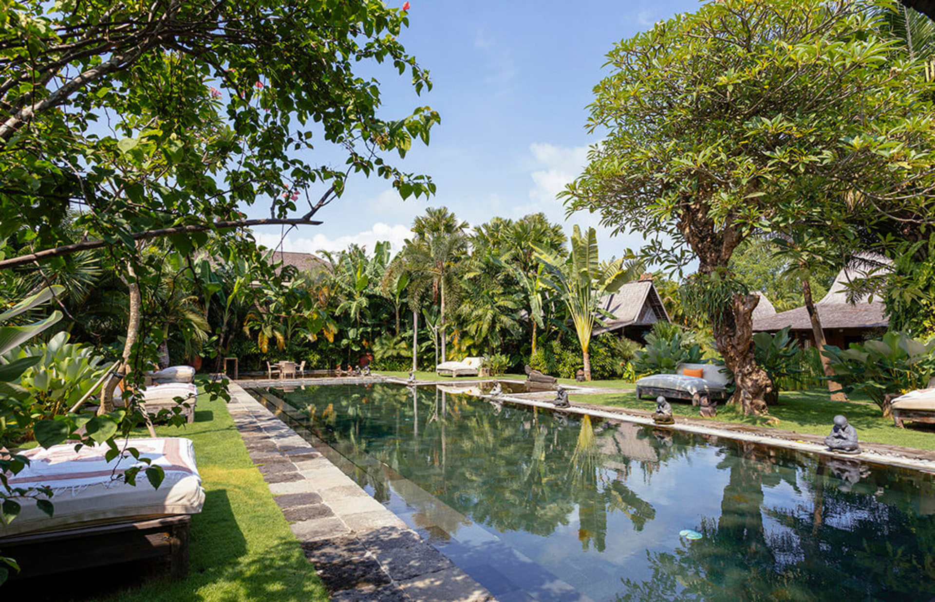 Luxus am Meer mit kulturellem Charme – Bali Villa 1054