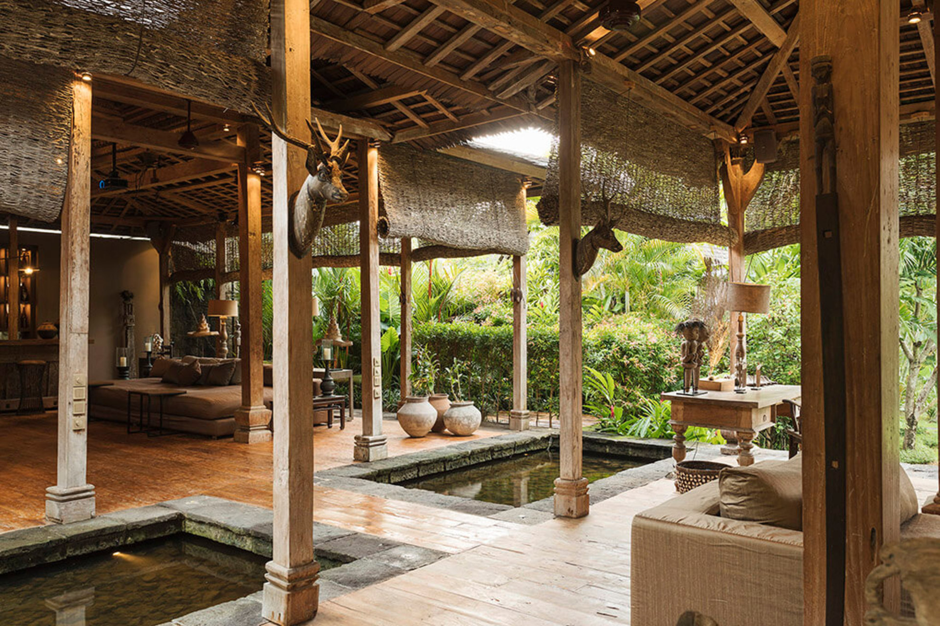 Luxus am Meer mit kulturellem Charme – Bali Villa 1054