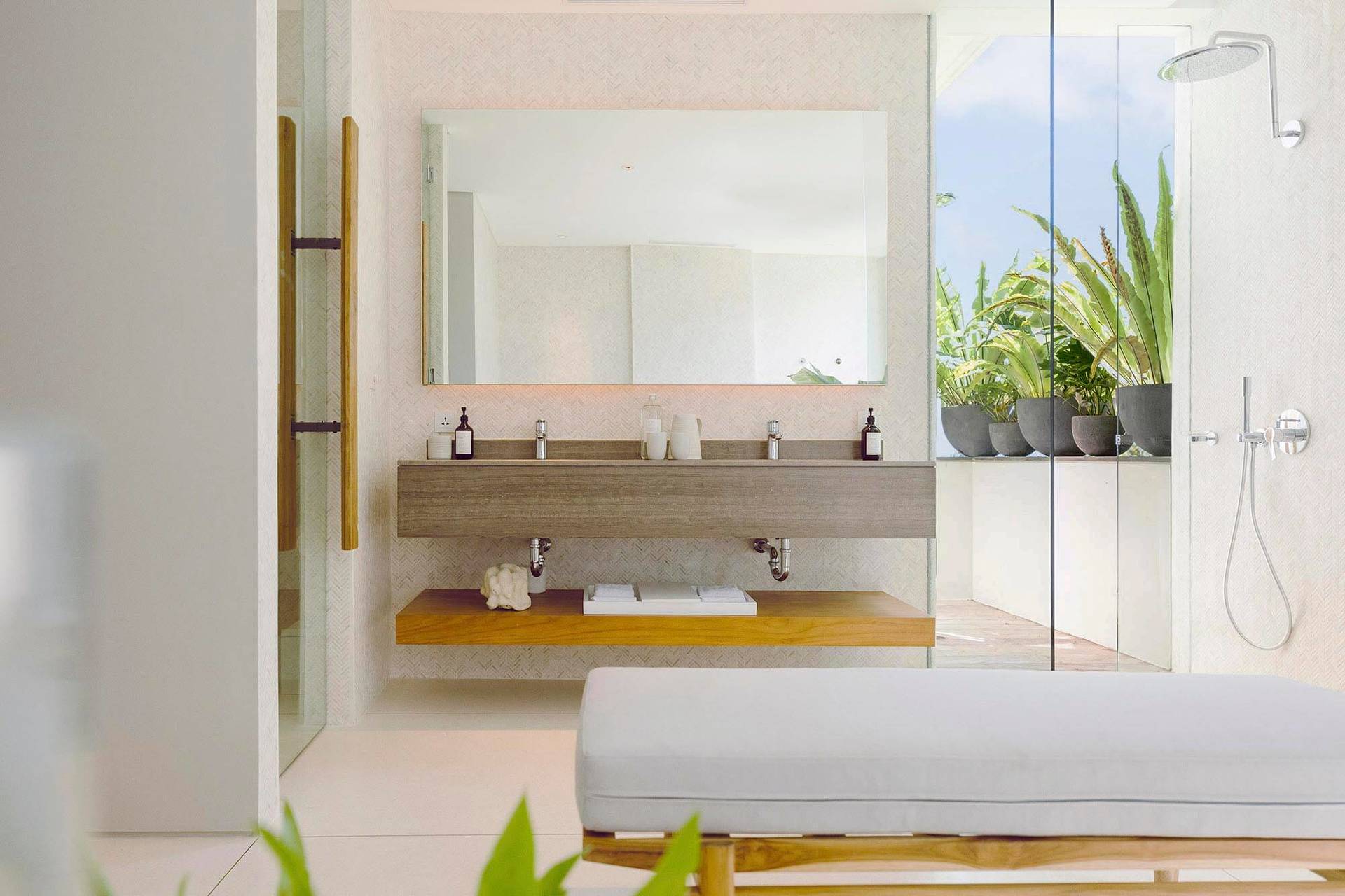 Glamouröses Strandparadies in Seminyak – Bali Villa 1055