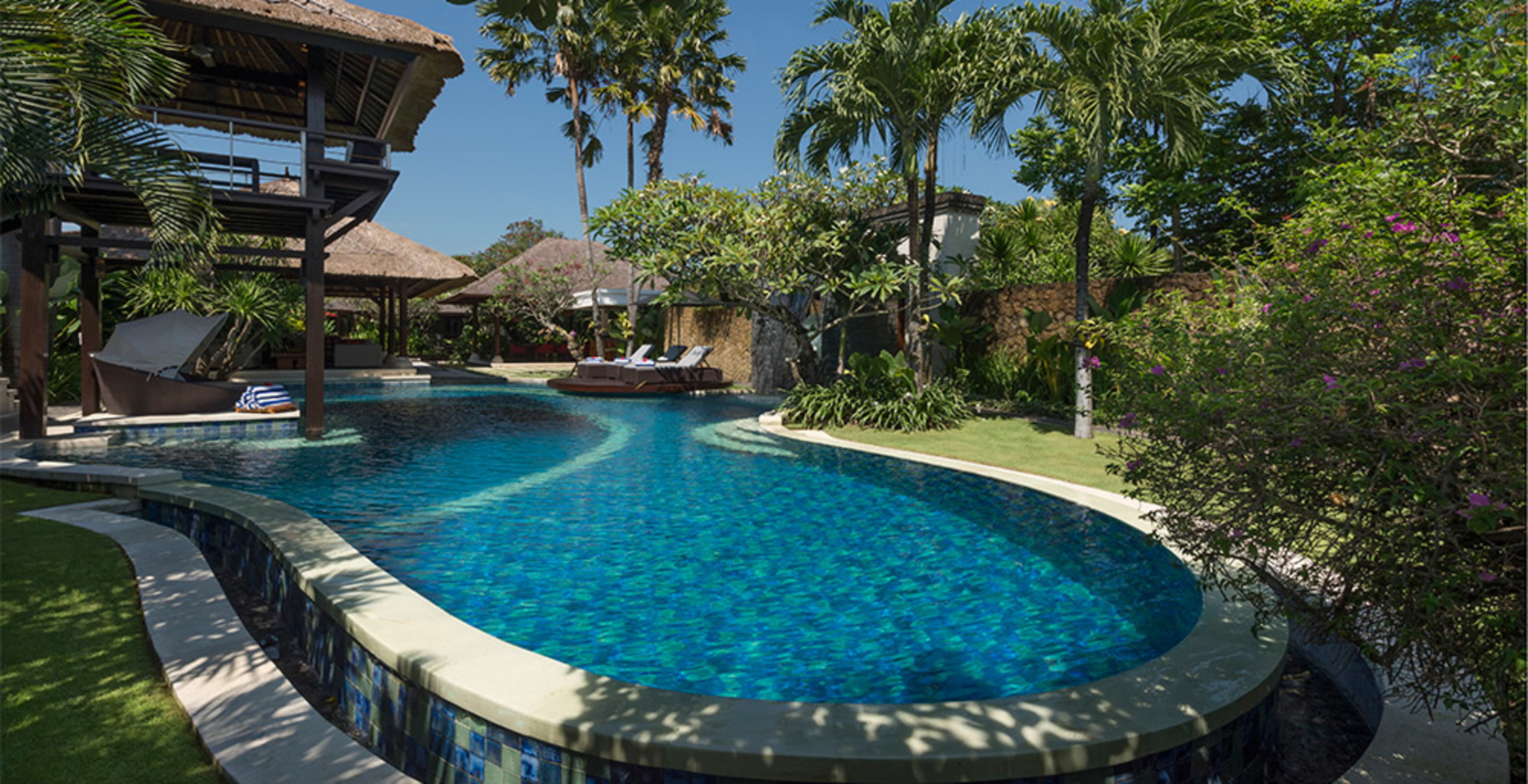 Luxuriöse tropische Villa mit privatem Pool – Bali Villa 1057