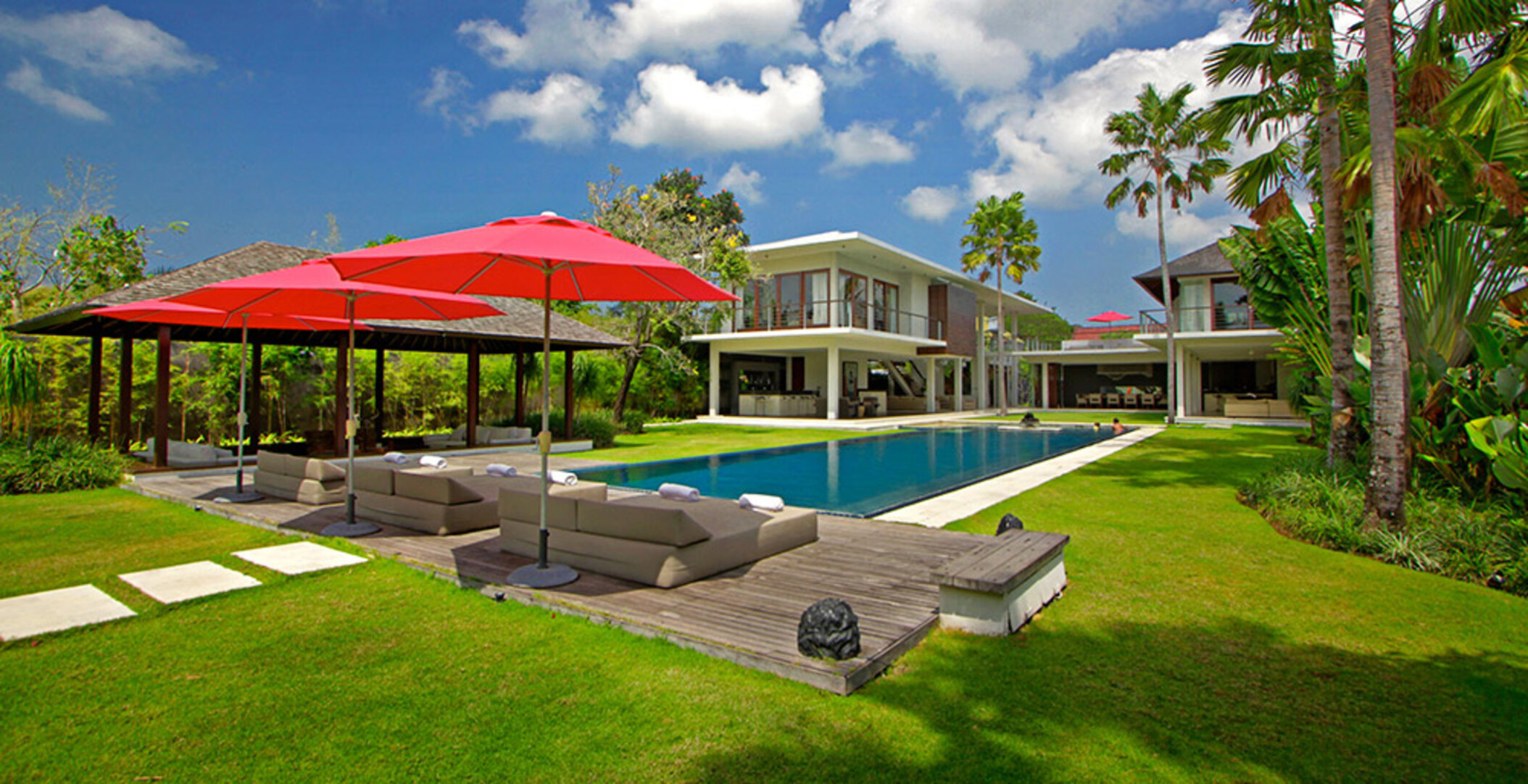 Exklusive Luxusvilla mit Pool & Unterhaltung – Bali Villa 1059