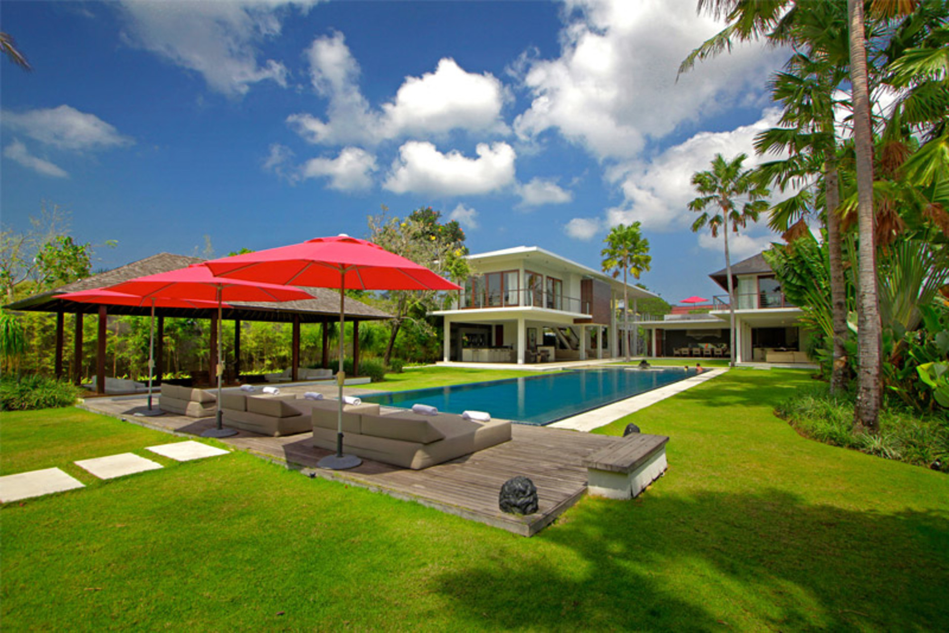 Exklusive Luxusvilla mit Pool & Unterhaltung – Bali Villa 1059