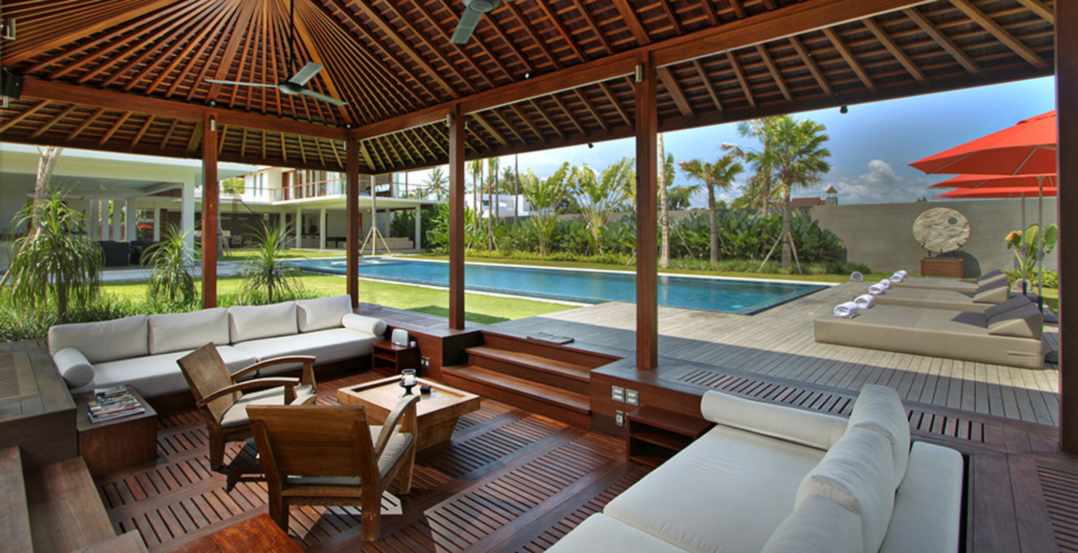 Exklusive Luxusvilla mit Pool & Unterhaltung – Bali Villa 1059