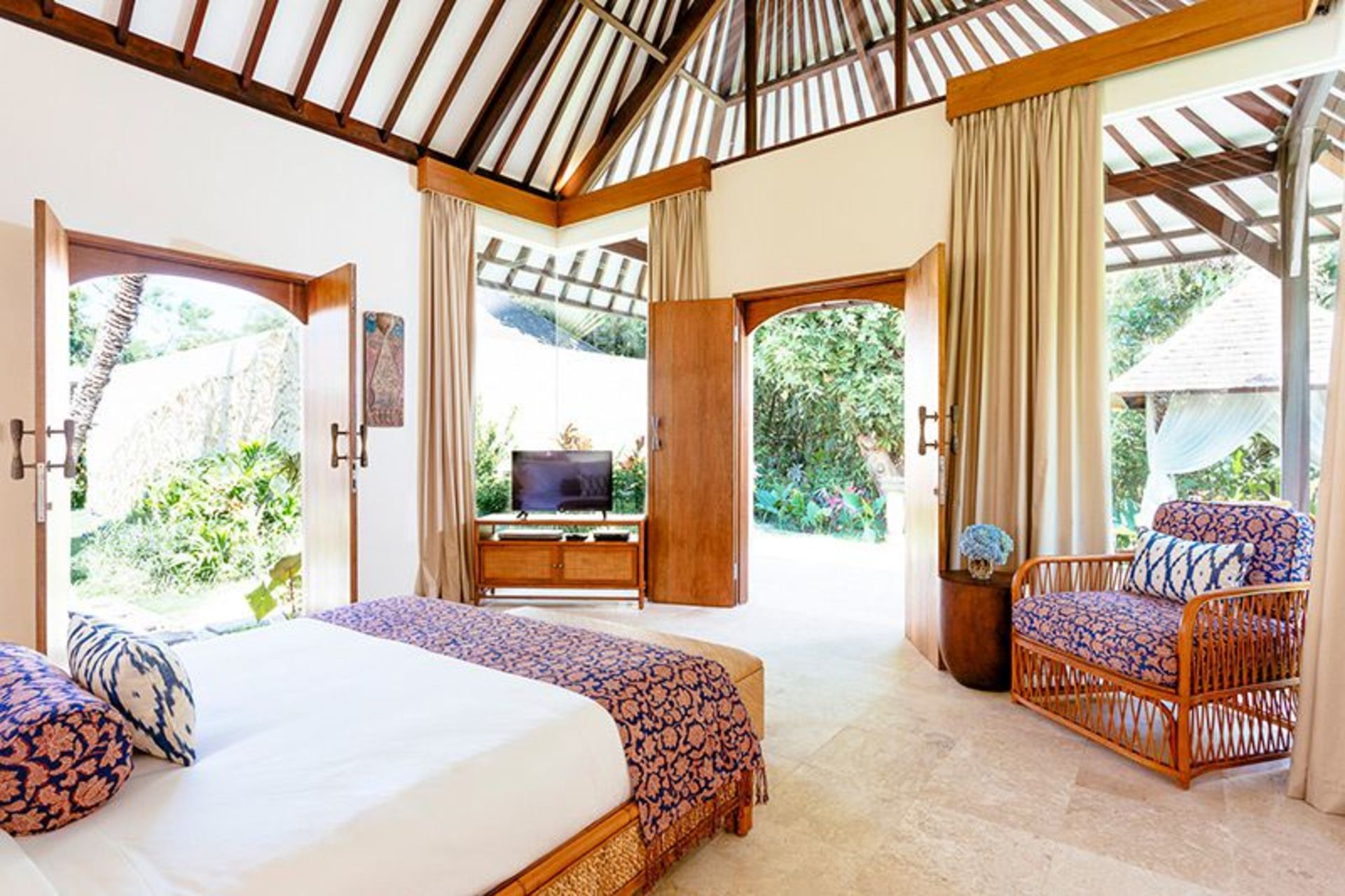 Eleganter tropischer Zufluchtsort – Bali Villa 1063