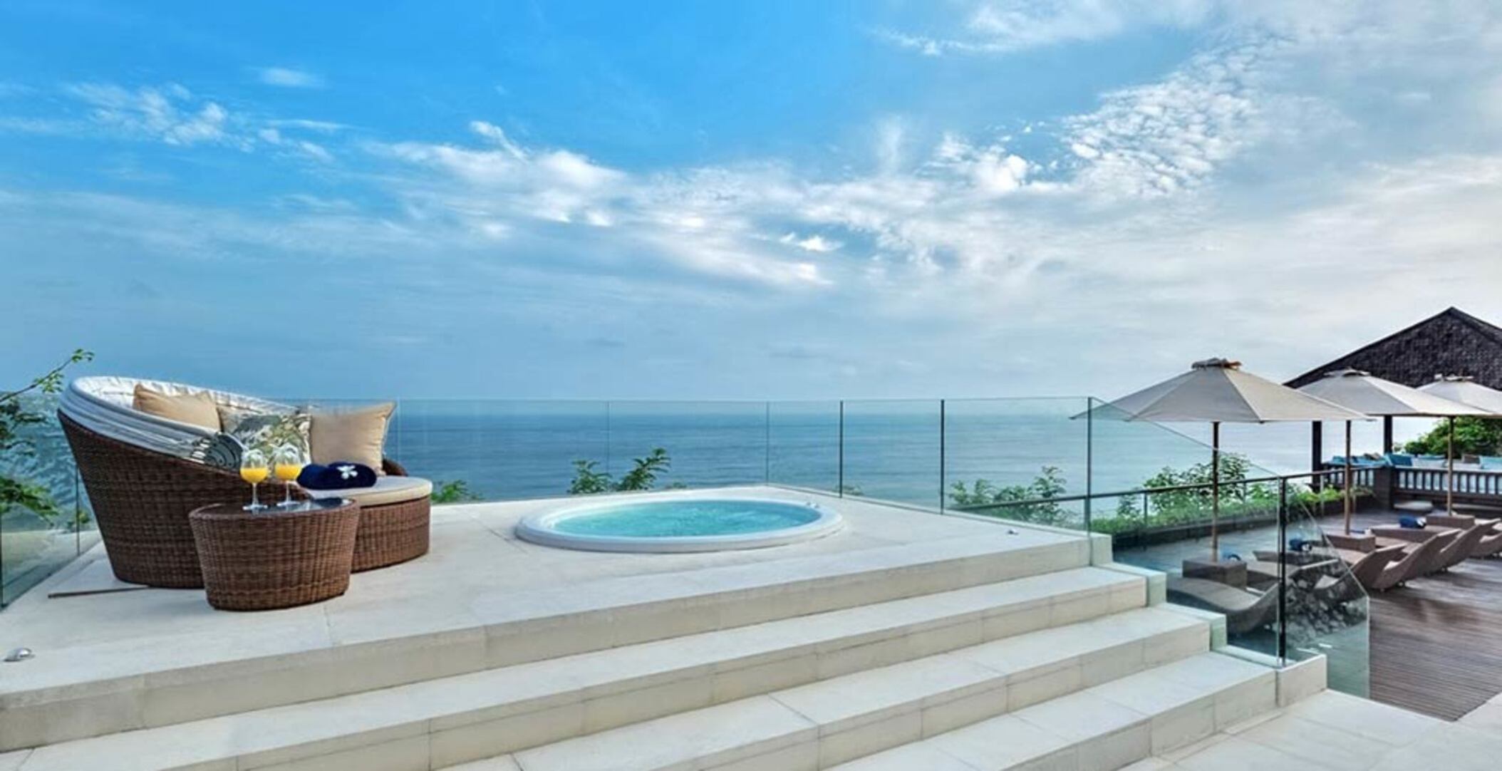 Rückzugsort an der Klippe mit Pool- und Meerblick – Bali Villa 1065